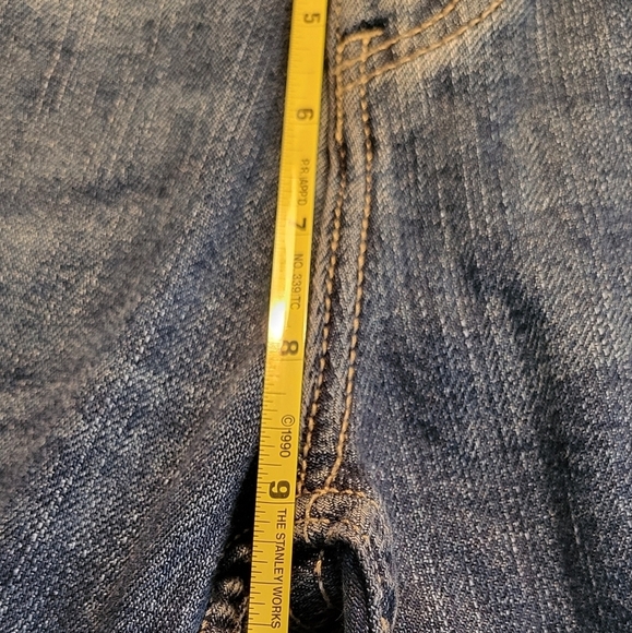 Banana Republic Girlfriend 5 Pocket Ankle Jean - Picture 9 of 11